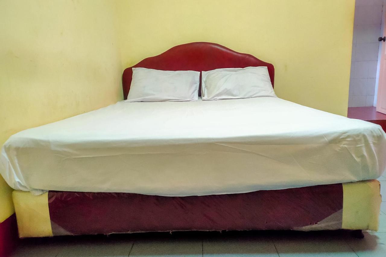 Oyo 3372 Hotel Pelita Terang Nagoya Buitenkant foto